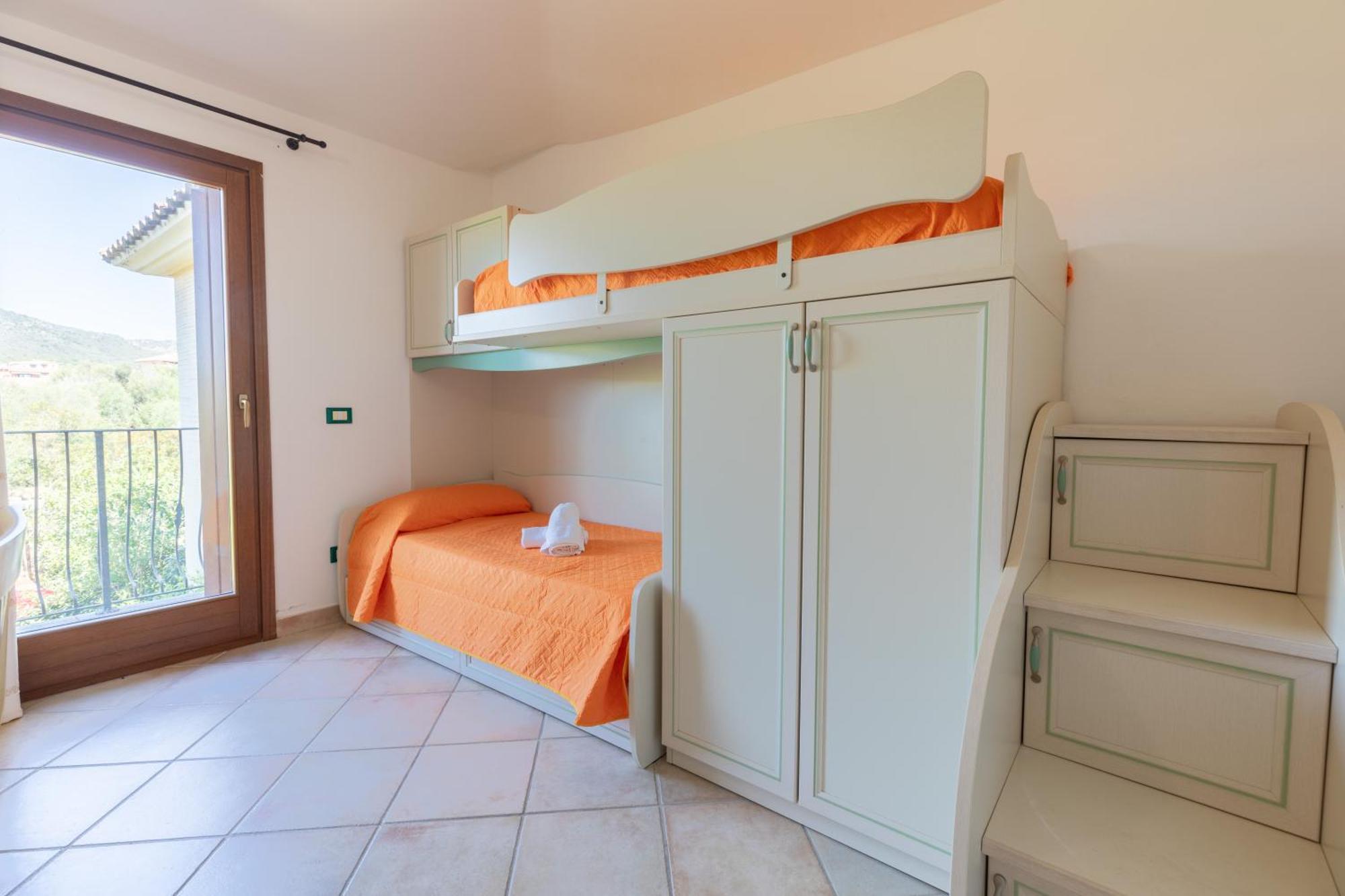 Guest house Charming With Two Beds -2 Minutes To The Beach- *