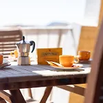 Charming Room With Two Beds -2 Minutes To The Beach-